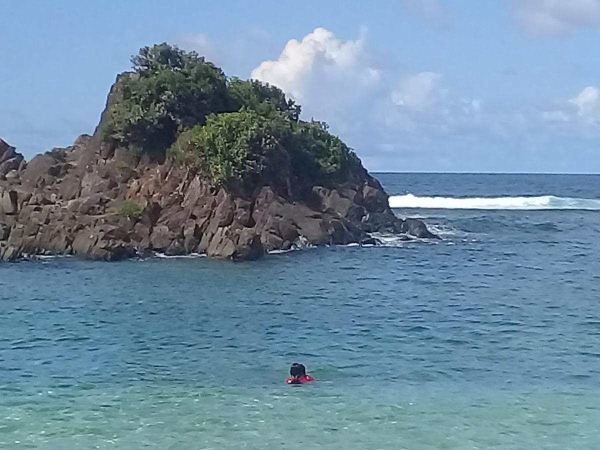 Josurfinn, Puraran Beach Baras  Экстерьер фото